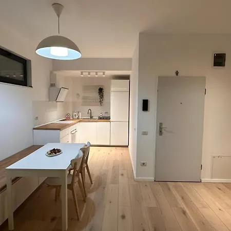 Warm 1 Apartment *