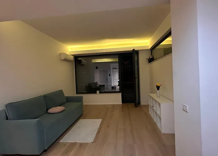 Apartment Warm 1 *